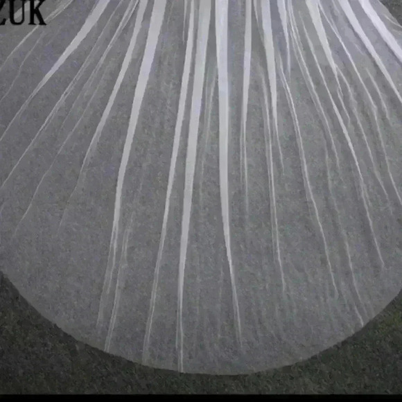 New Veils, White or Ivory - Picture 11 of 16